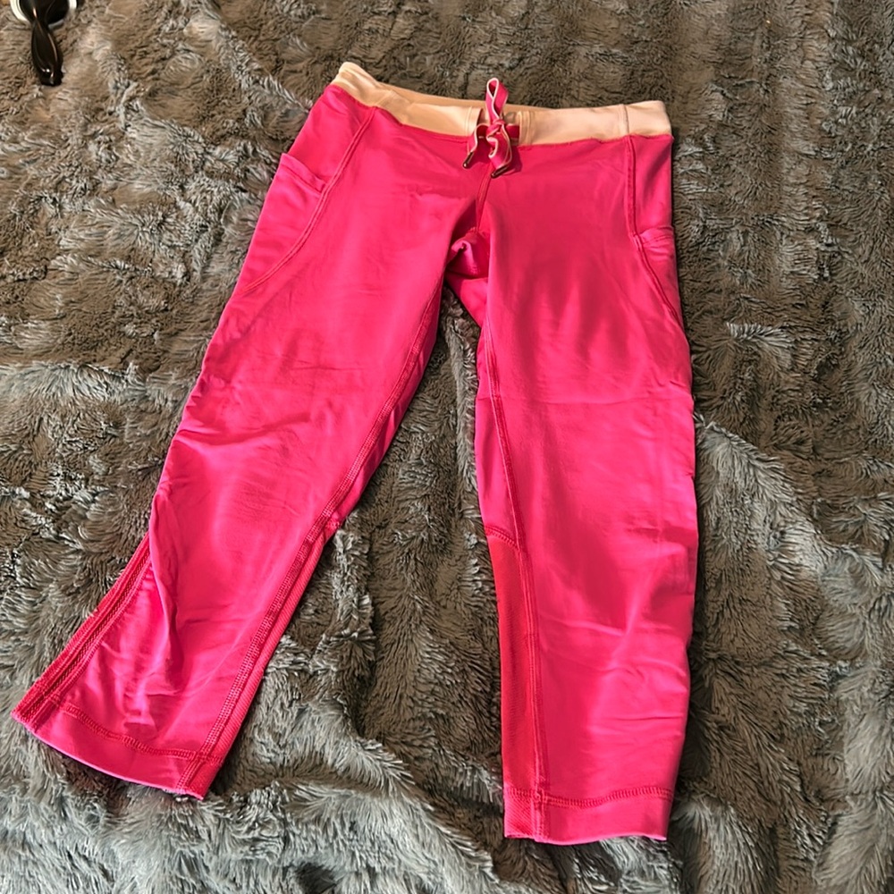 lululemon athletica Pink Capris with Cream Waistband